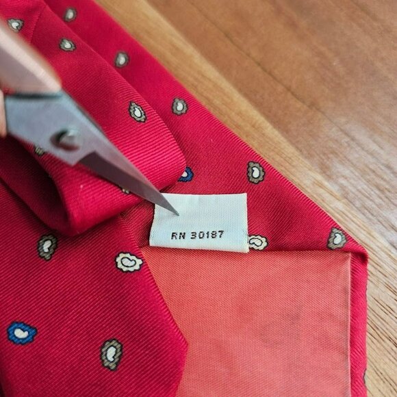 Yves Saint Laurent YSL Tie Red Blue Mini Paisley Print 100% Silk USA Made Gift - Picture 9 of 12